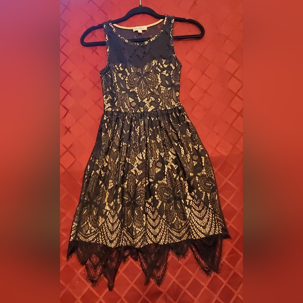 Love Fire dress Black Lace with Tan Underlay dress Size:XS